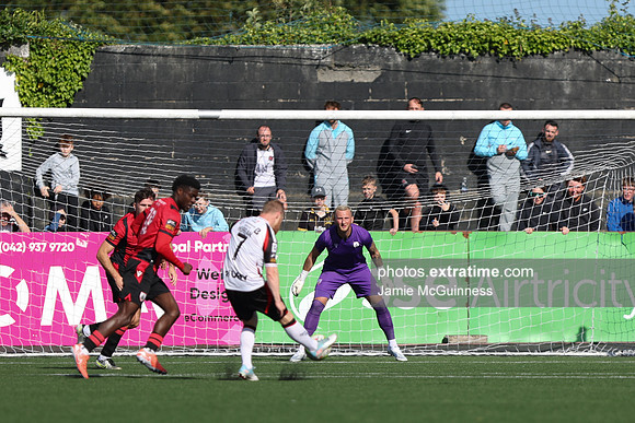 Dundalk vs Longford Town-19