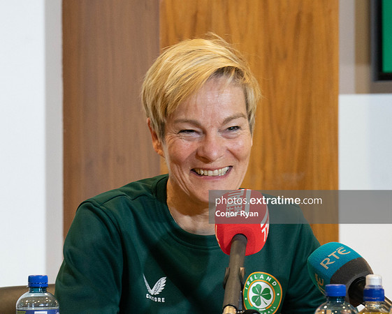 Vera Pauw WNT Squad Announcement-2