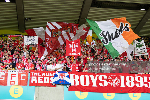 Linfield FC vs Shelbourne FC-7