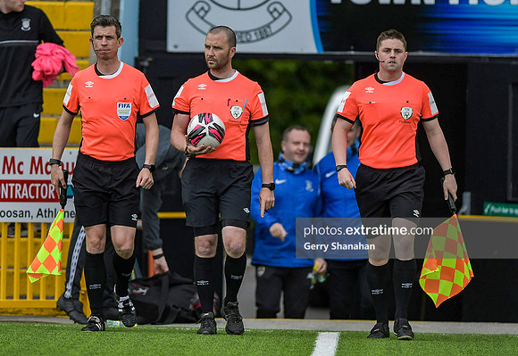 Officials_501_9401