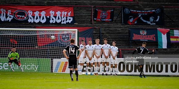 Danny Mandroiu scores direct from a free