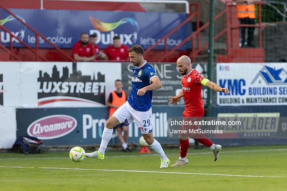 Shelbourne vs Linfield FC-20