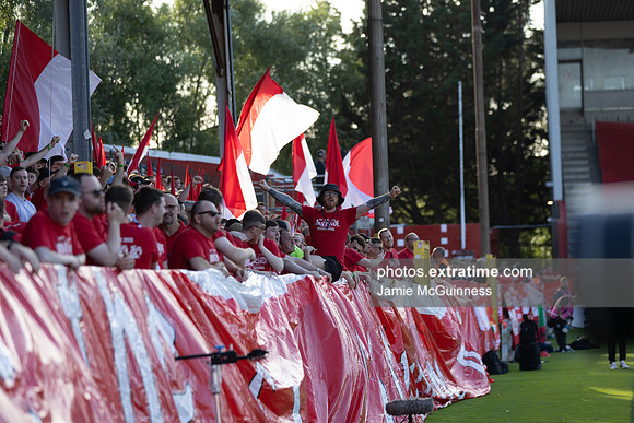 Shelbourne vs Linfield FC-5