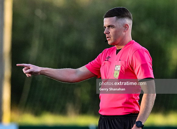 Athlone Town v Dundalk FC (SSE Airtricity Div 1) 0151