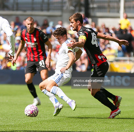 Leeds United v AC Milan (13 of 54)