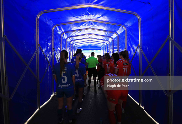 WAT_WOMEN_SHELS_20250009